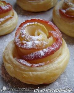 Fahéjas almás rózsácskák receptje