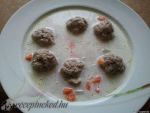 Húsgombóc leves kép