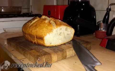 Bögrés házi ropogós kenyér