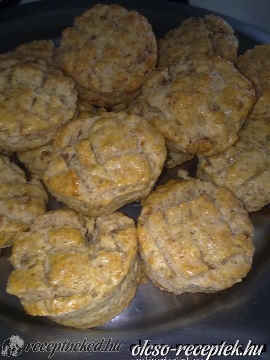 Tepertős pogácsa kép