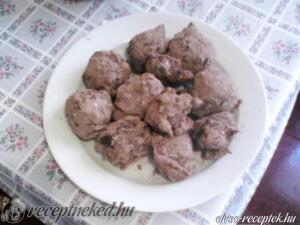 Nagyanyó csokigombóca