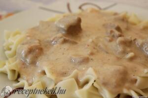 Tejfölös hús kép