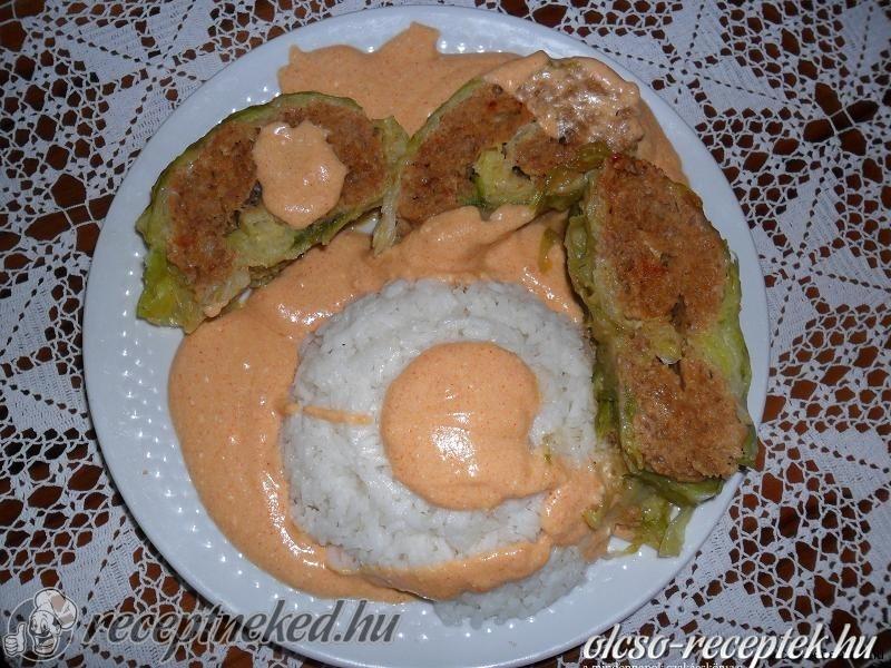 Tejfölös káposztatekercs