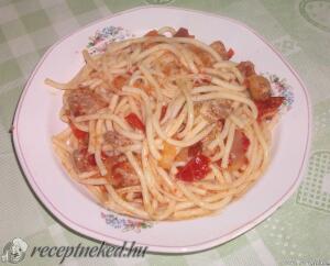 Lecsós, húsos makaróni