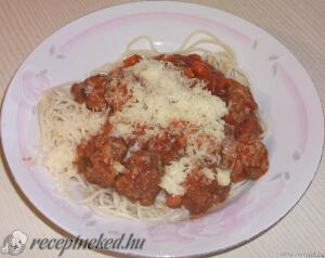 Spagetti húsgombóccal kép