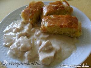 Tejszínes ragu burgonyás rétessel