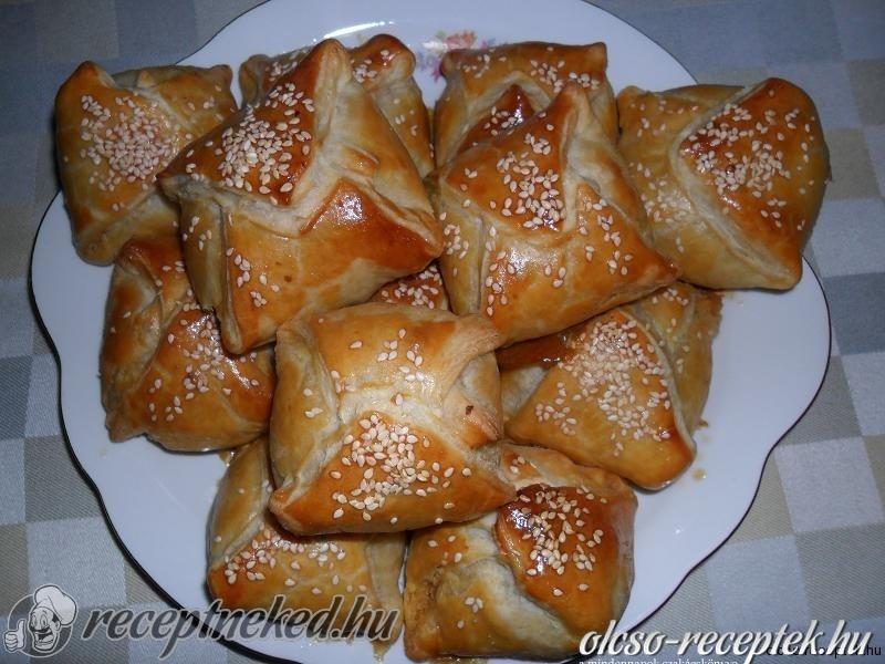 Fasírt vajas tésztában kép