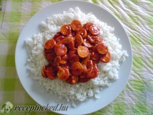 Paradicsomos virslipörkölt kép