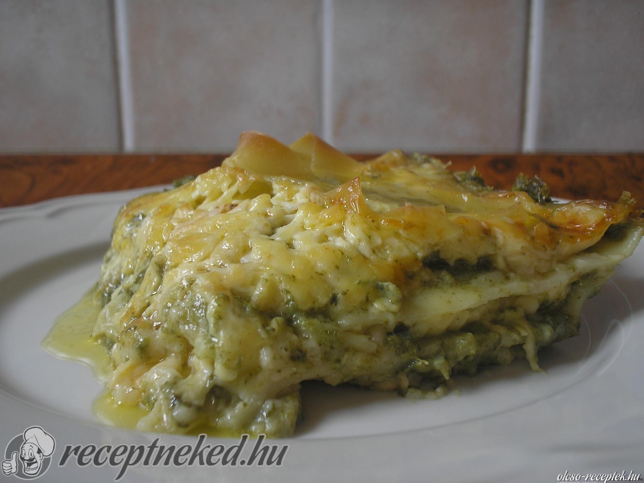 Spenótos sajtos lasagne