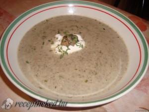 Tárkonyos gombaleves kép