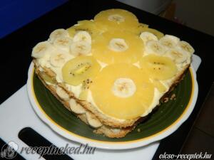 Tönkölylisztes zselatinmentes négyszögletes kétszintes gyümölcstorta