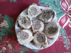 Májacskás karajtekercsek