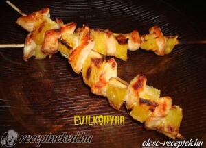 Ananászos csirkenyárs