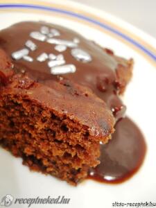 Csokitorta saját levében