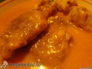 Vadas zsemlegombóccal kép