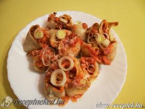 Pizzás palacsinta falatok kép