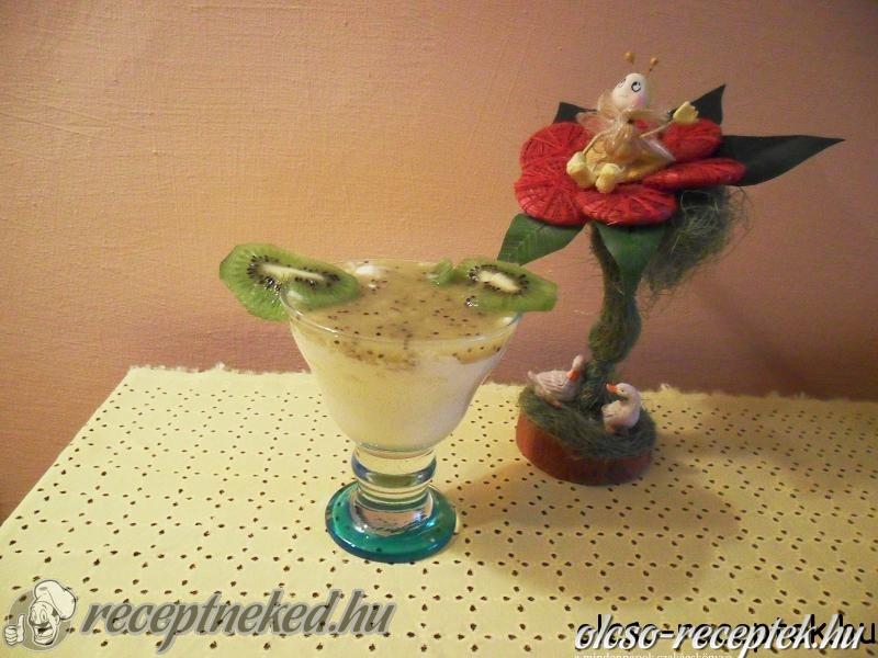 Túróhab kivikrémmel