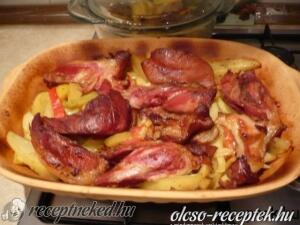 Lecsós burgonya sörös csülökkel