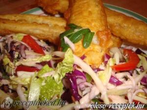 Illatos omlós halacska sok-sok nyers zöldséggel és magokkal