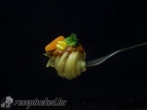 Zöldséges spagetti