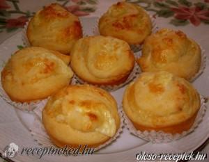 Sajtos tekert muffin