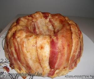 Csirkés húskuglóf pikáns burgonyakrokettel