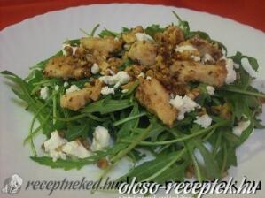 Mézes-kefires pulykamell diós-fetás rukkolával