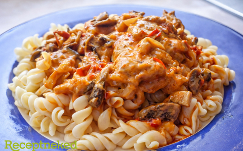 Tejszínes-gombás csirke