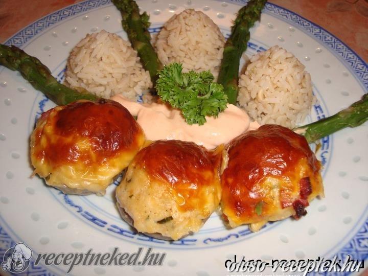 Töltött gomba barna rizzsel