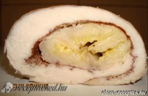 Banánnal töltött csirketekercs