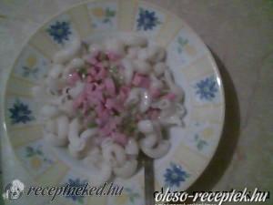 Tavaszi mártás tésztával