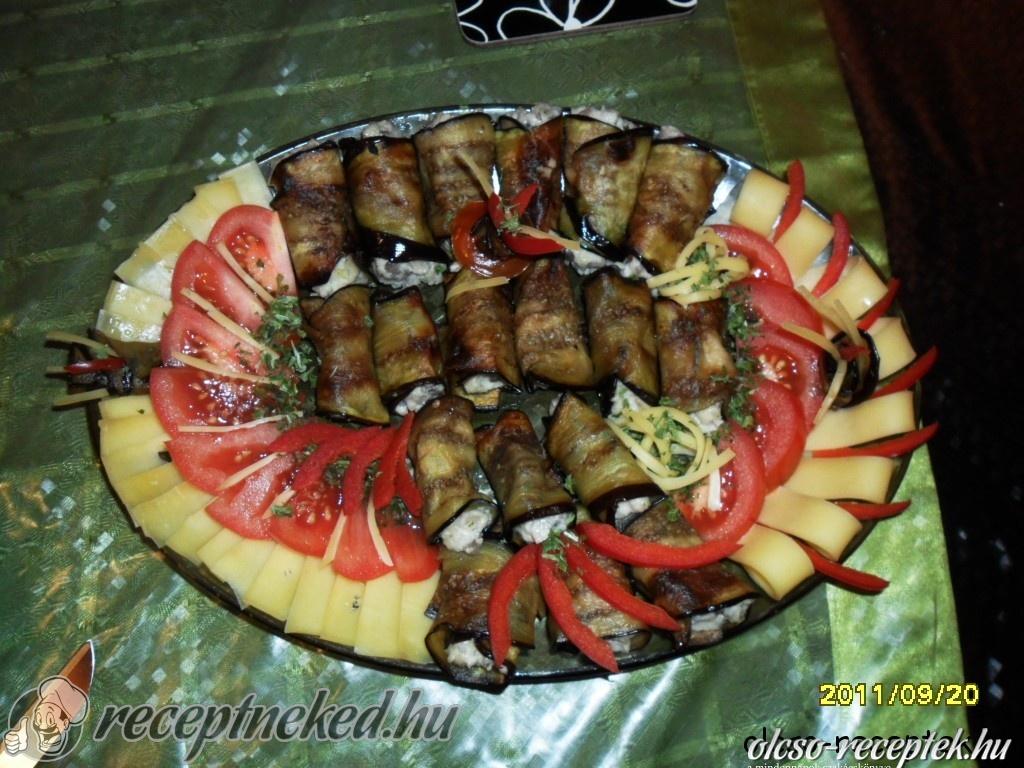 Gombás-tormás padlizsántekercs