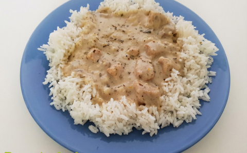 Fokhagymás-tejfölös-gombás tokány