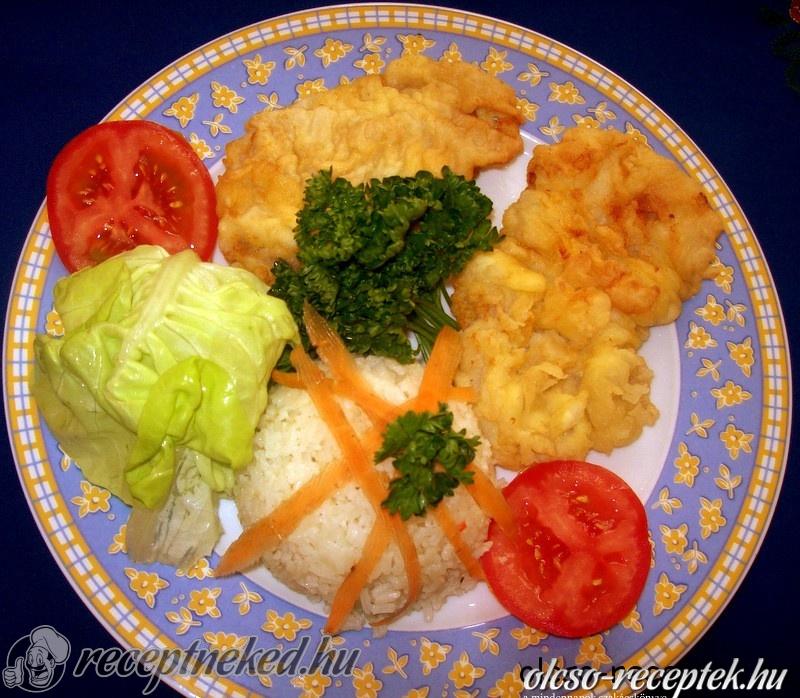 Sertésszeletek tejfölös bundában kép