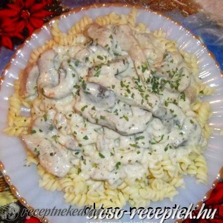 Gombás tokány kép