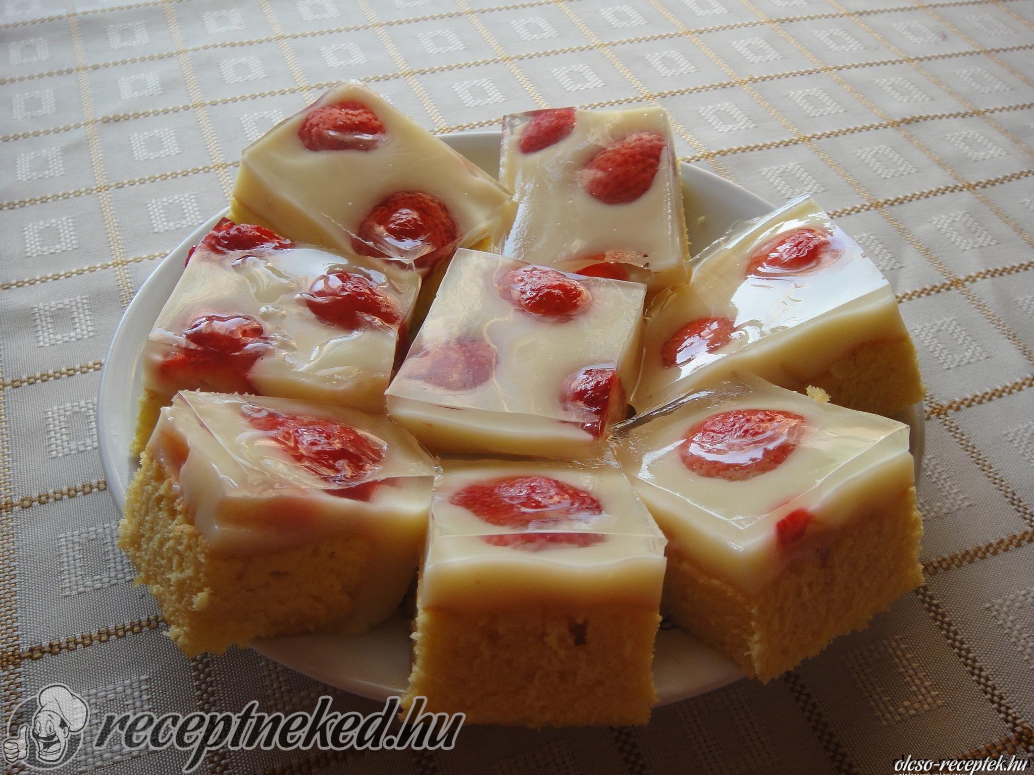 Tepsis gyümölcstorta kép