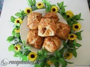 Sonkás-gombás batyuk kép