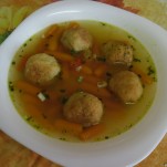 Sajtgombóc leves