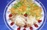 Natúr szelet csipkebogyóval friss salátával kép