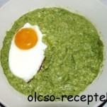 Tejszínes parajfőzelék tükörtojással kép