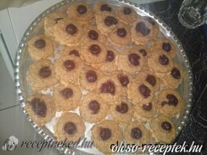 Diós meggyes tallér kép