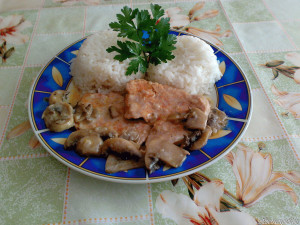 Sertésszeletek vadász módra