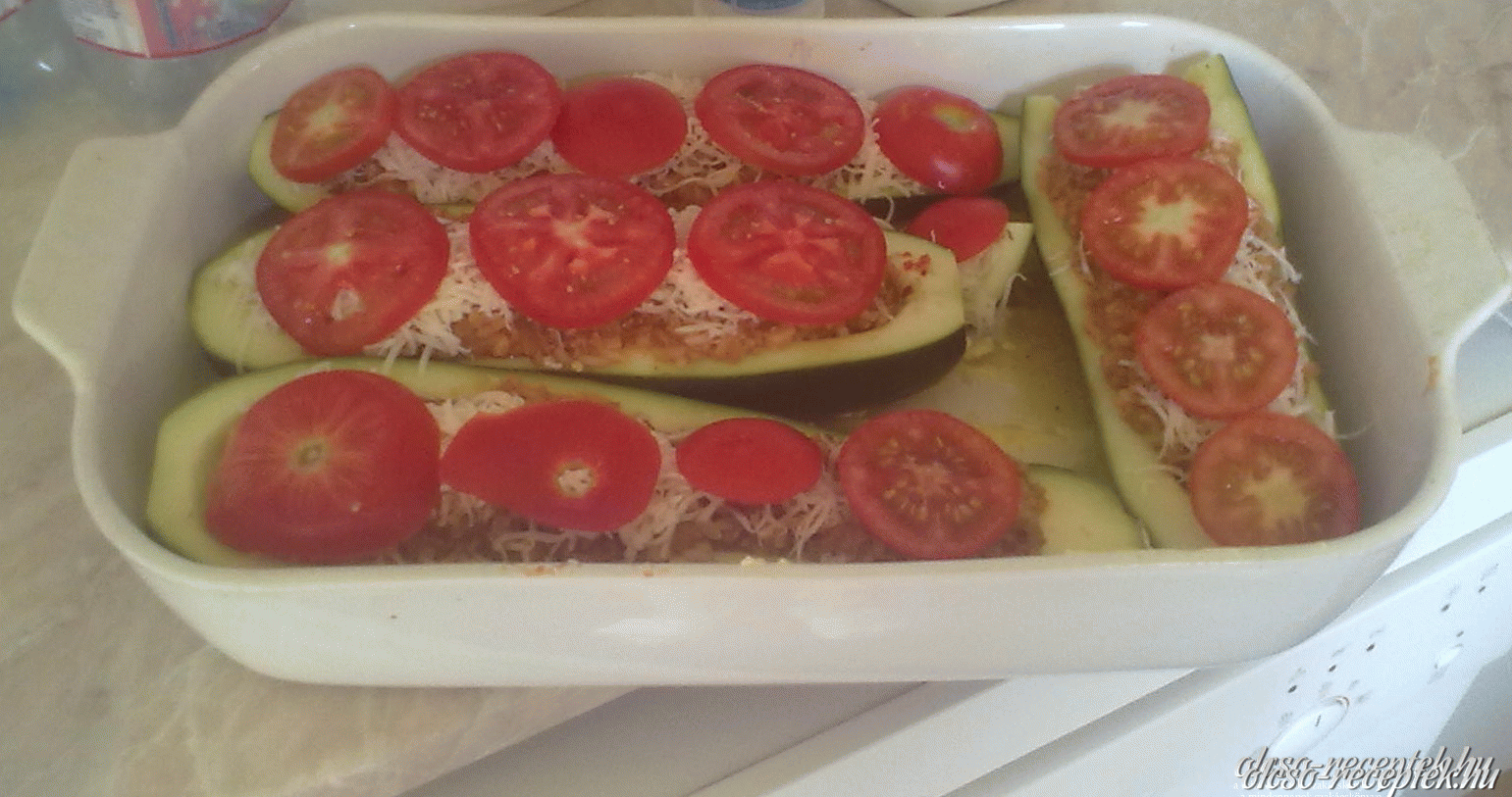 Töltött cukkini kép