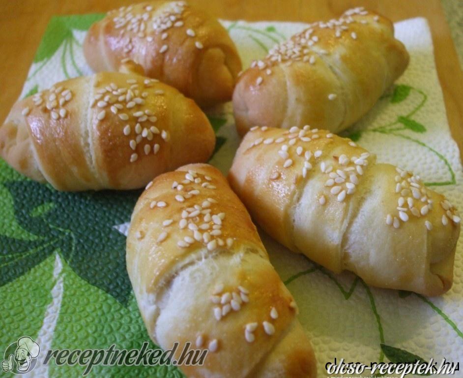 Szezámos kiflik kép