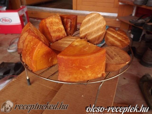 Házi füstölt sajt