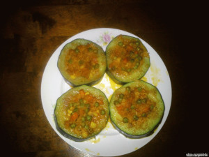 Töltött cukkini karikák