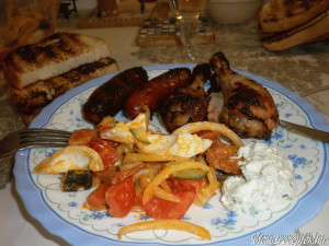 Grillhús nyári salátával