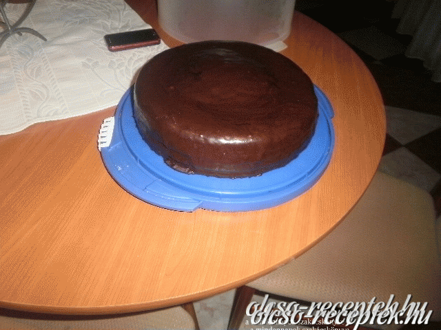 Csokoládé torta