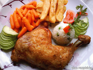 Ropogós,majoránnás csirkecomb