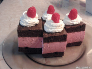 Kakaós szelet málnával